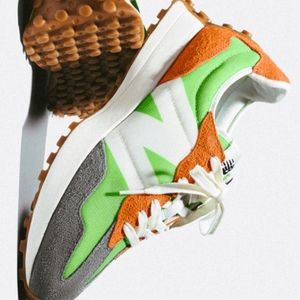 Brand new Authentic New Balance 327